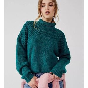 Free People Bradley Turtleneck Chunky Sweater Alpine Green Size Large Boho  NEW